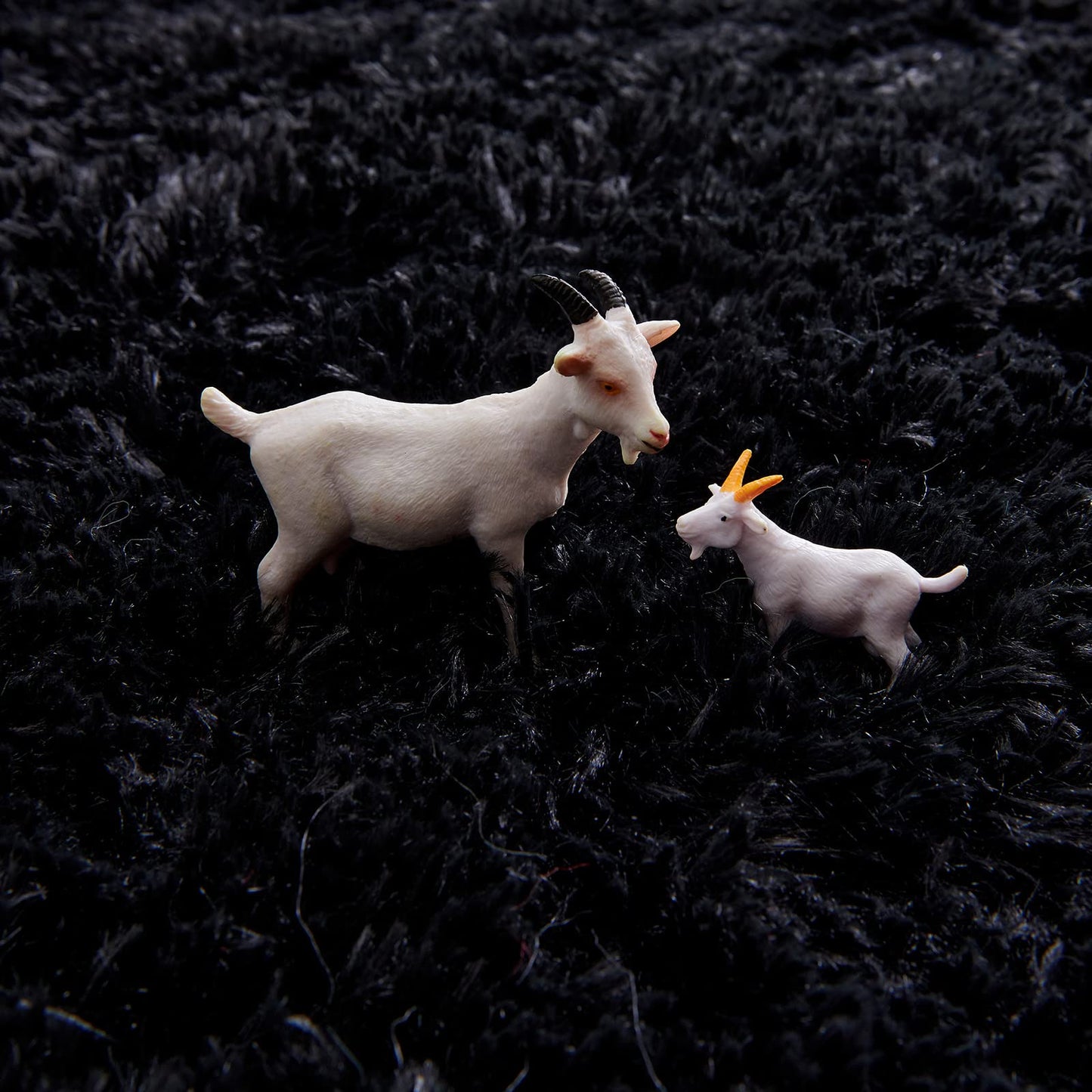 FJZFING 4x4 Light Grey Round Shag Rug